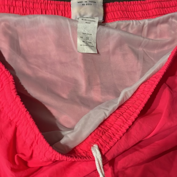 Hobie | Men’s Vintage 80’s Hot Pink Lined Swim Trunks with pockets | size 1X - Picture 8 of 10